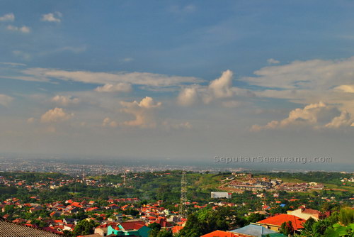 pemandangan dari taman tabanas