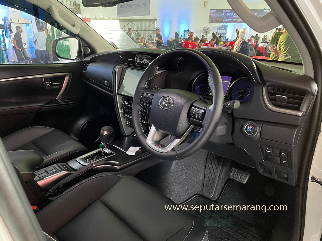 Interior New Fortuner 2022