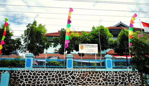 kantor dinas di Semarang