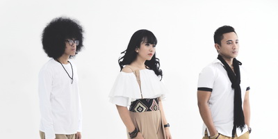 ONIONkustik, Band dengan Genre Popular-Jazz dari Semarang