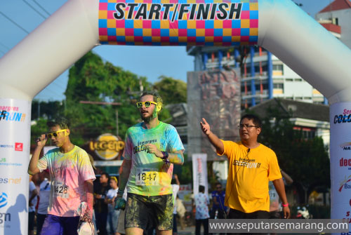 Galeri Foto Semargres Color Run 2017