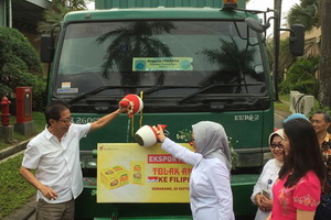 Kepala Badan POM Melepas Ekspor Perdana Tolak Angin Sido Muncul ke Filipina